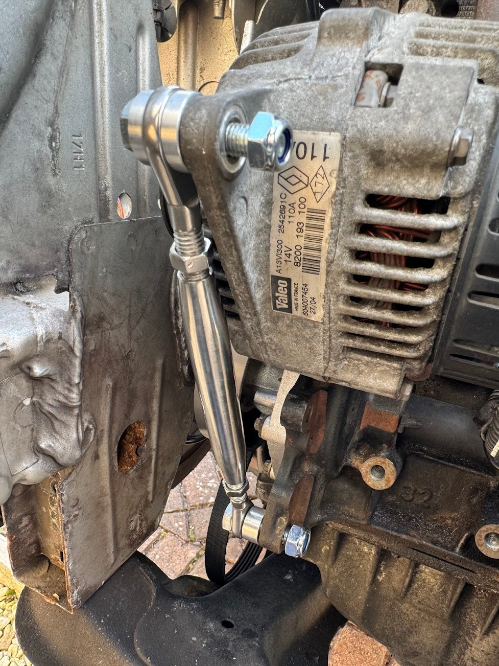 Alternator fitting instructions