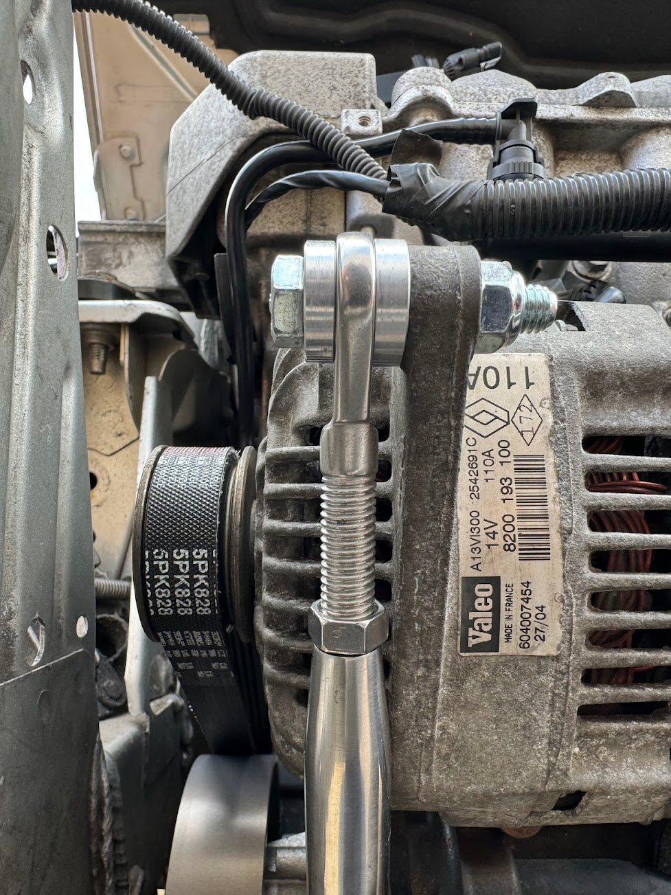 Alternator fitting instructions